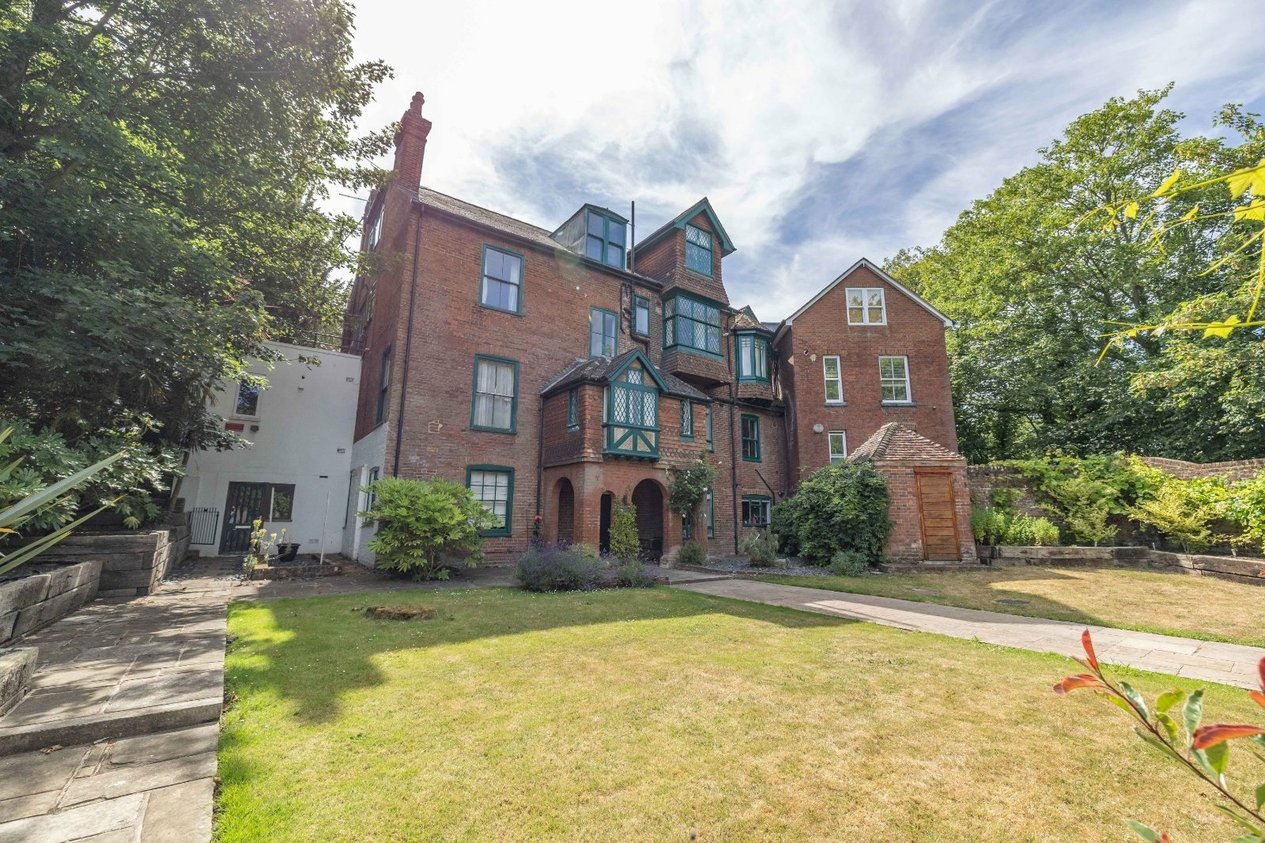 Properties For Sale in Old Dover Road Canterbury