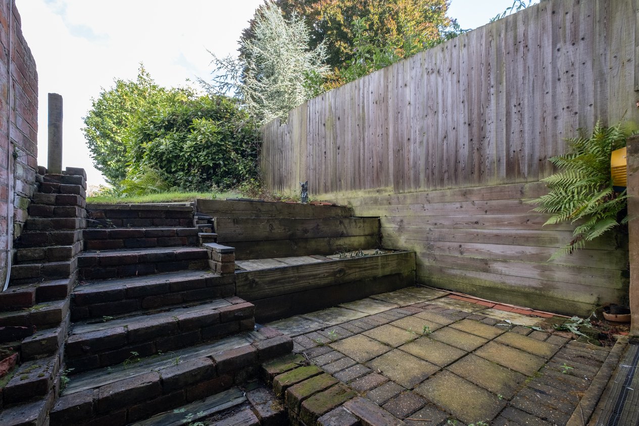 Properties For Sale in Old Dover Road Canterbury