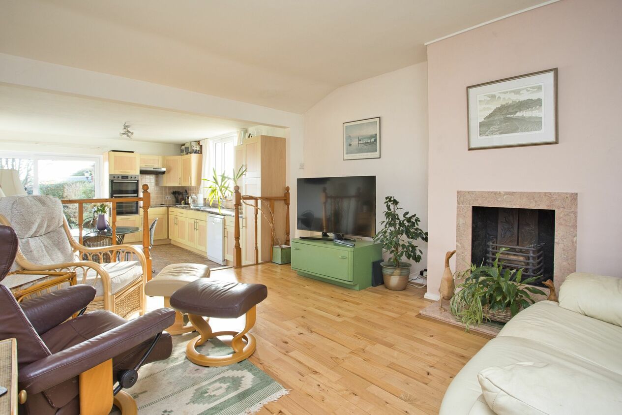 Properties For Sale in Old Dover Road  Capel-Le-Ferne
