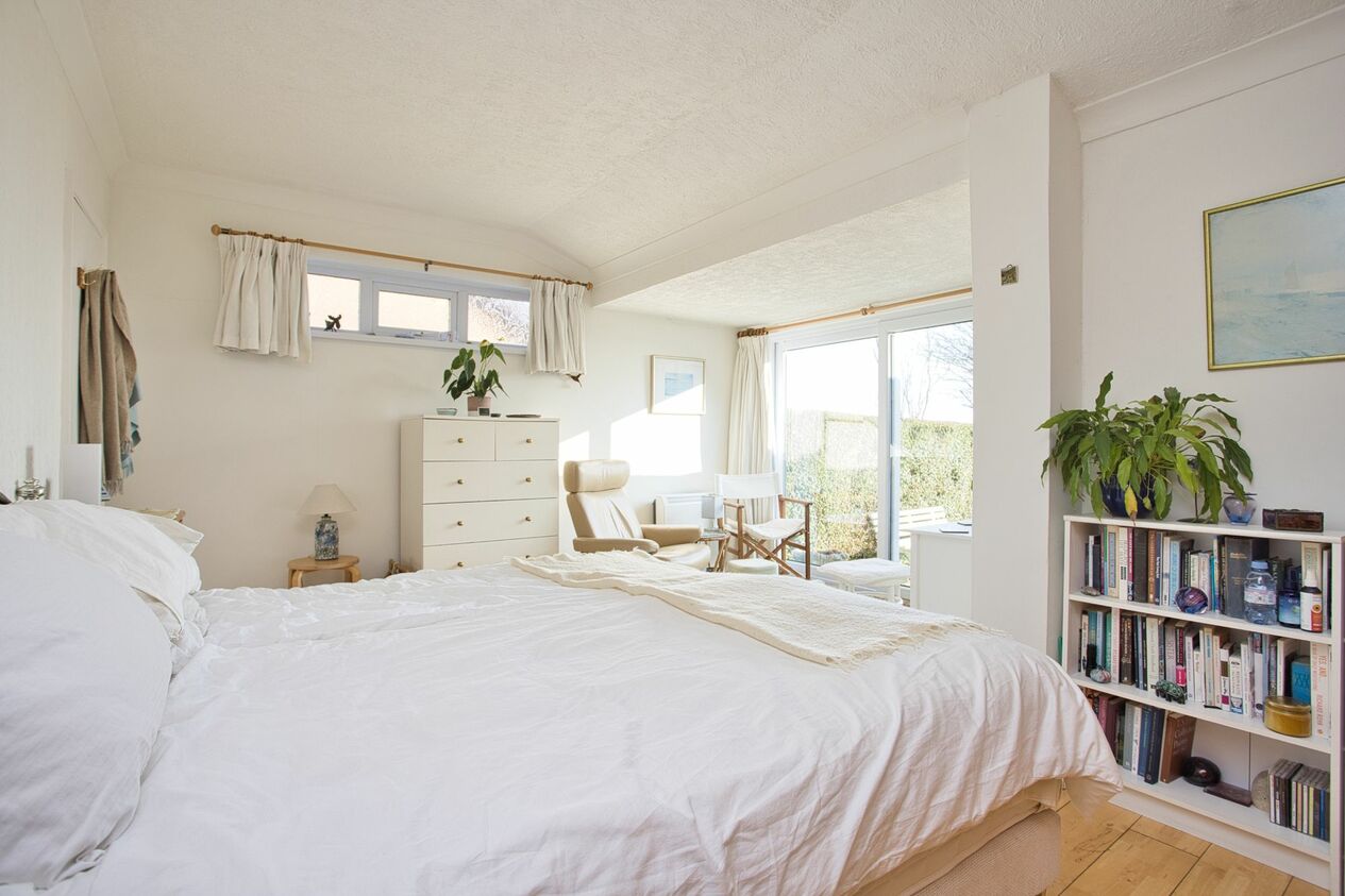 Properties For Sale in Old Dover Road  Capel-Le-Ferne