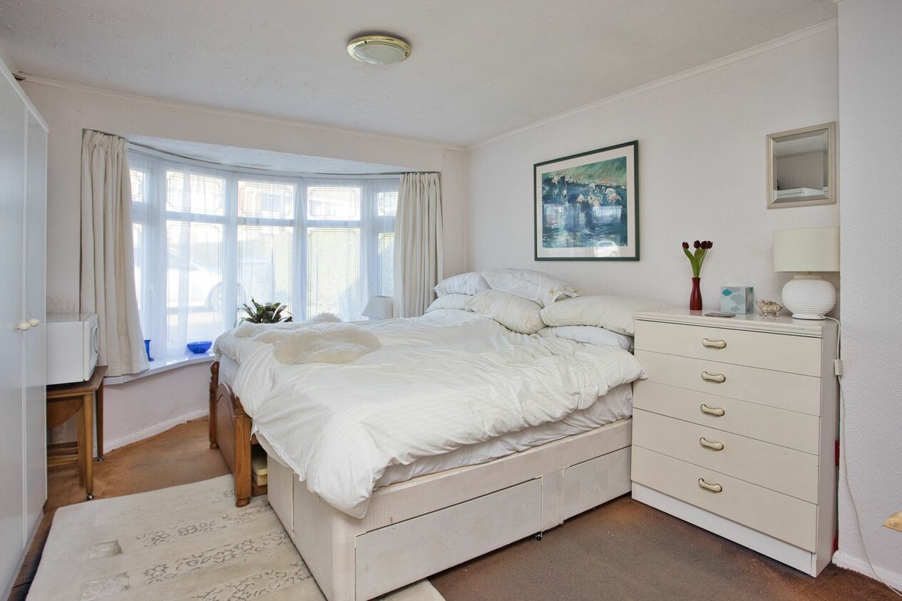 Properties For Sale in Old Dover Road  Capel-Le-Ferne