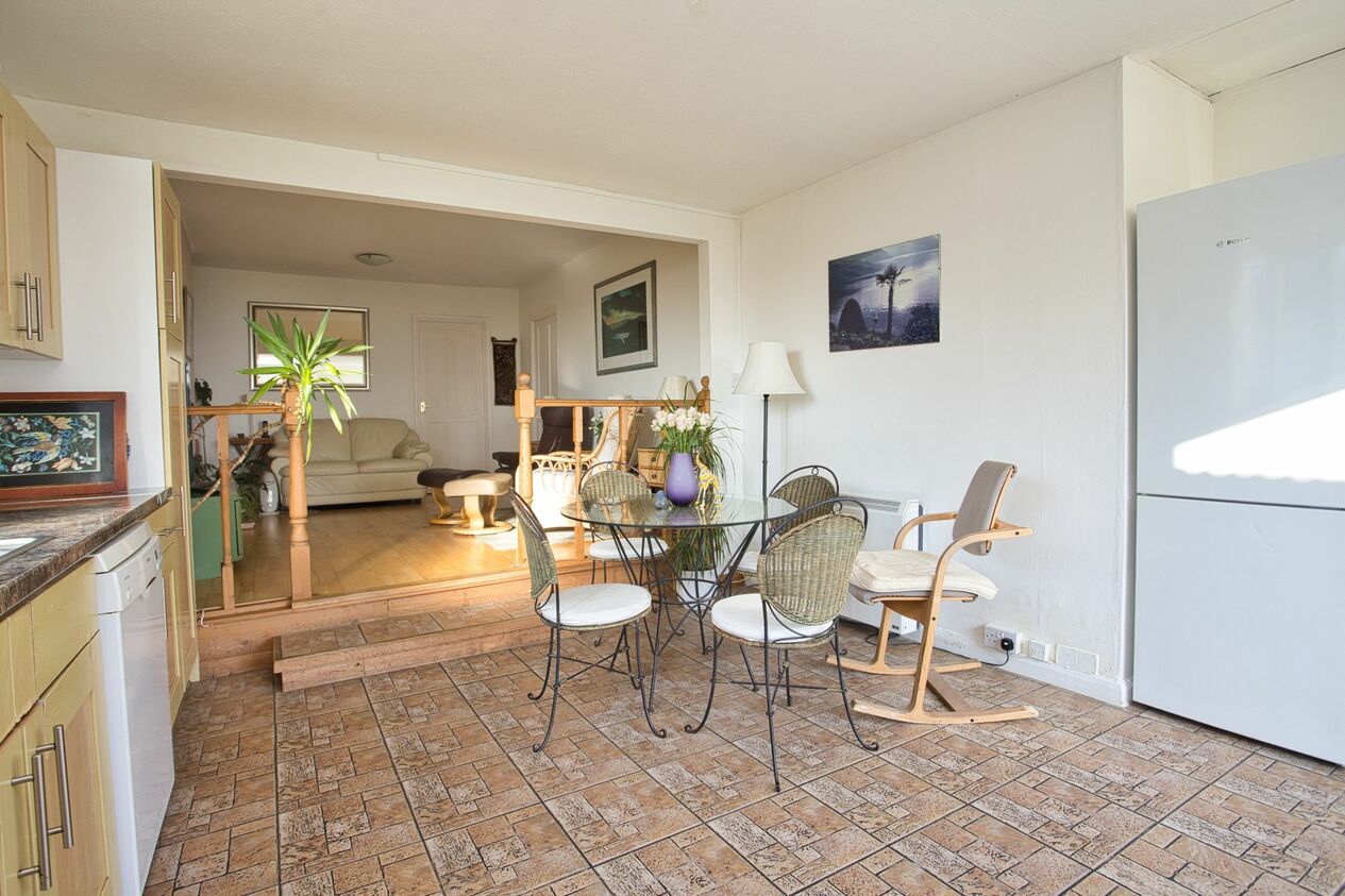 Properties For Sale in Old Dover Road  Capel-Le-Ferne