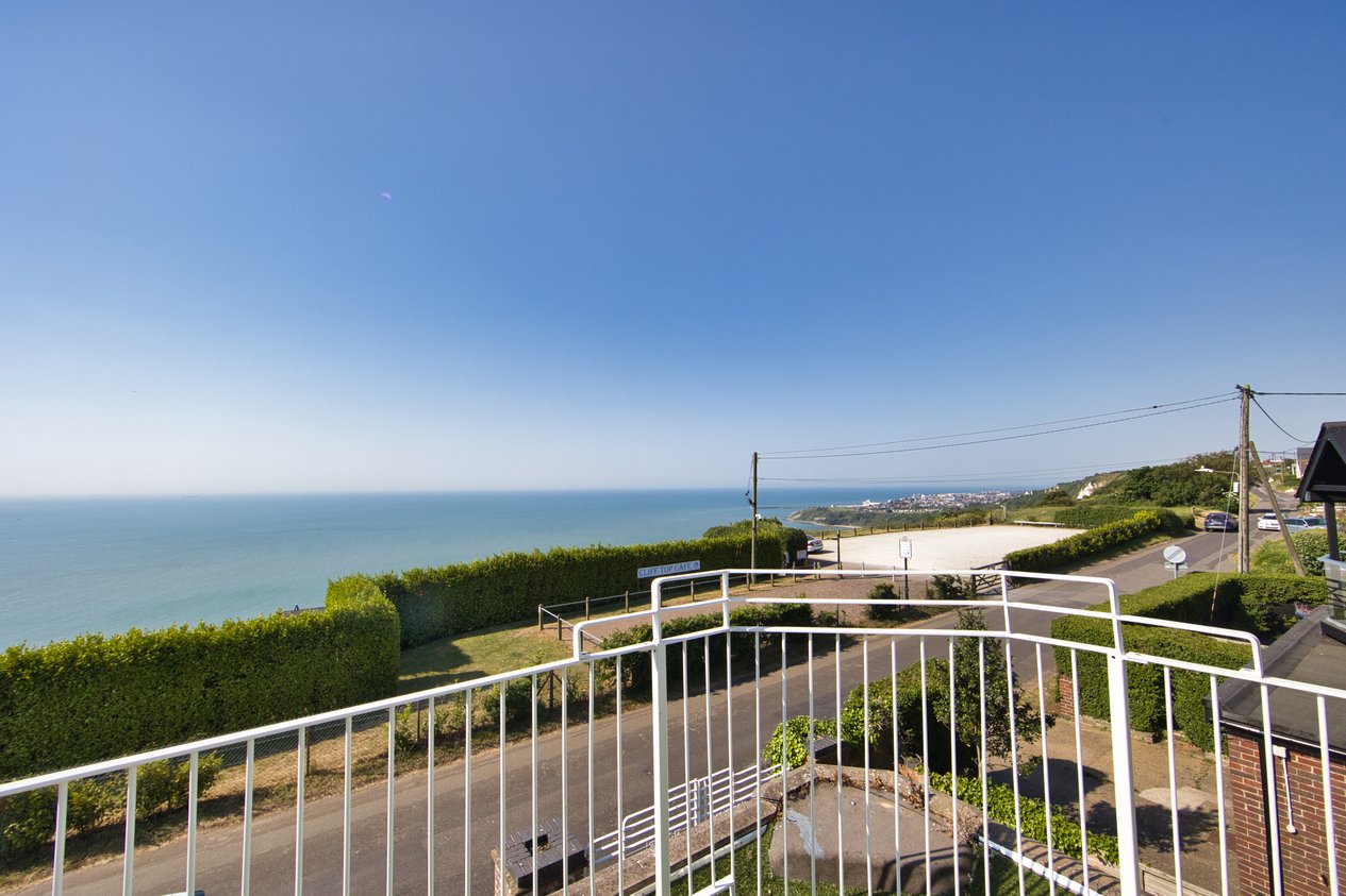 Properties For Sale in Old Dover Road Folkestone