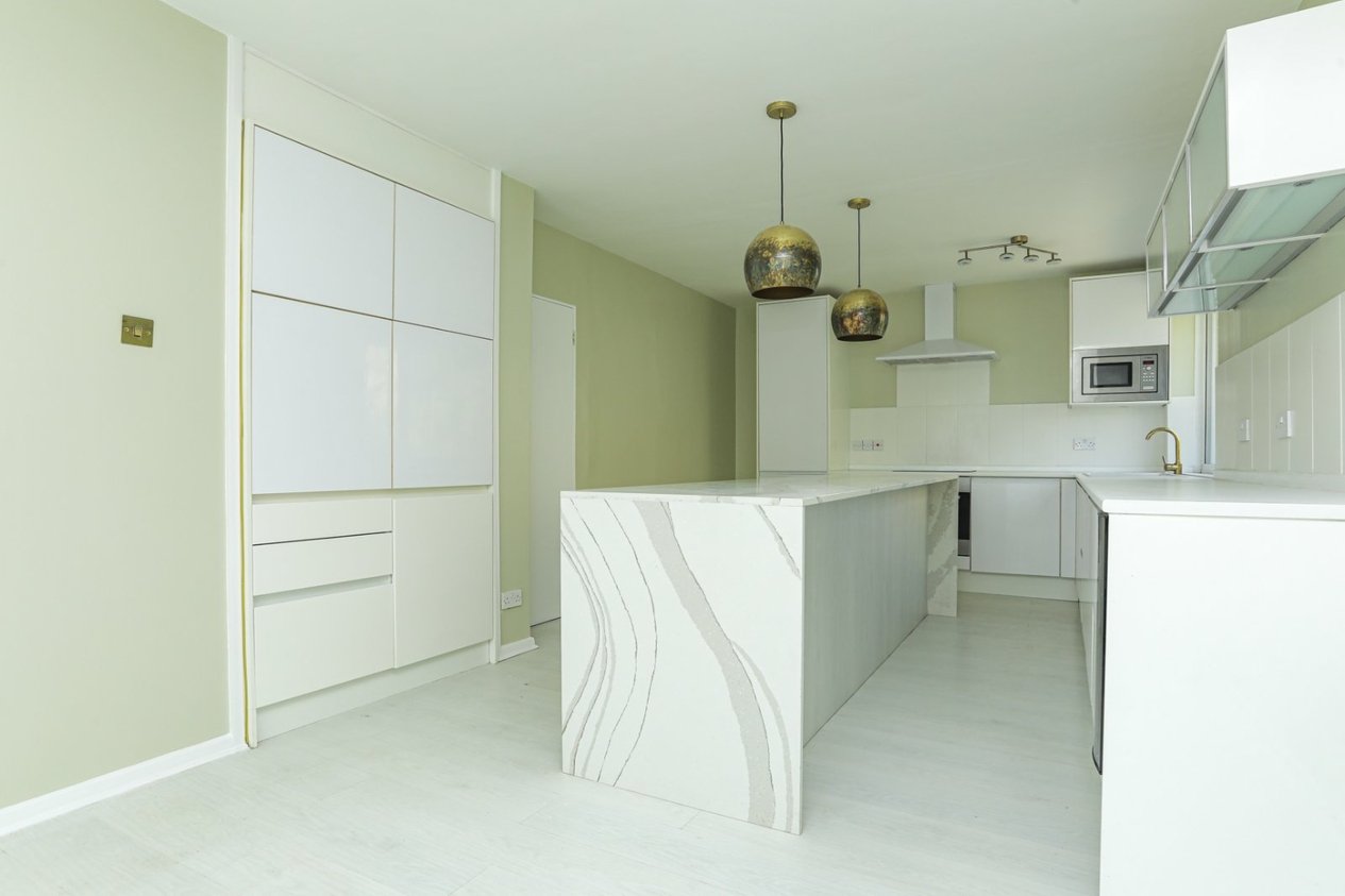 Properties For Sale in Old Dover Road Folkestone