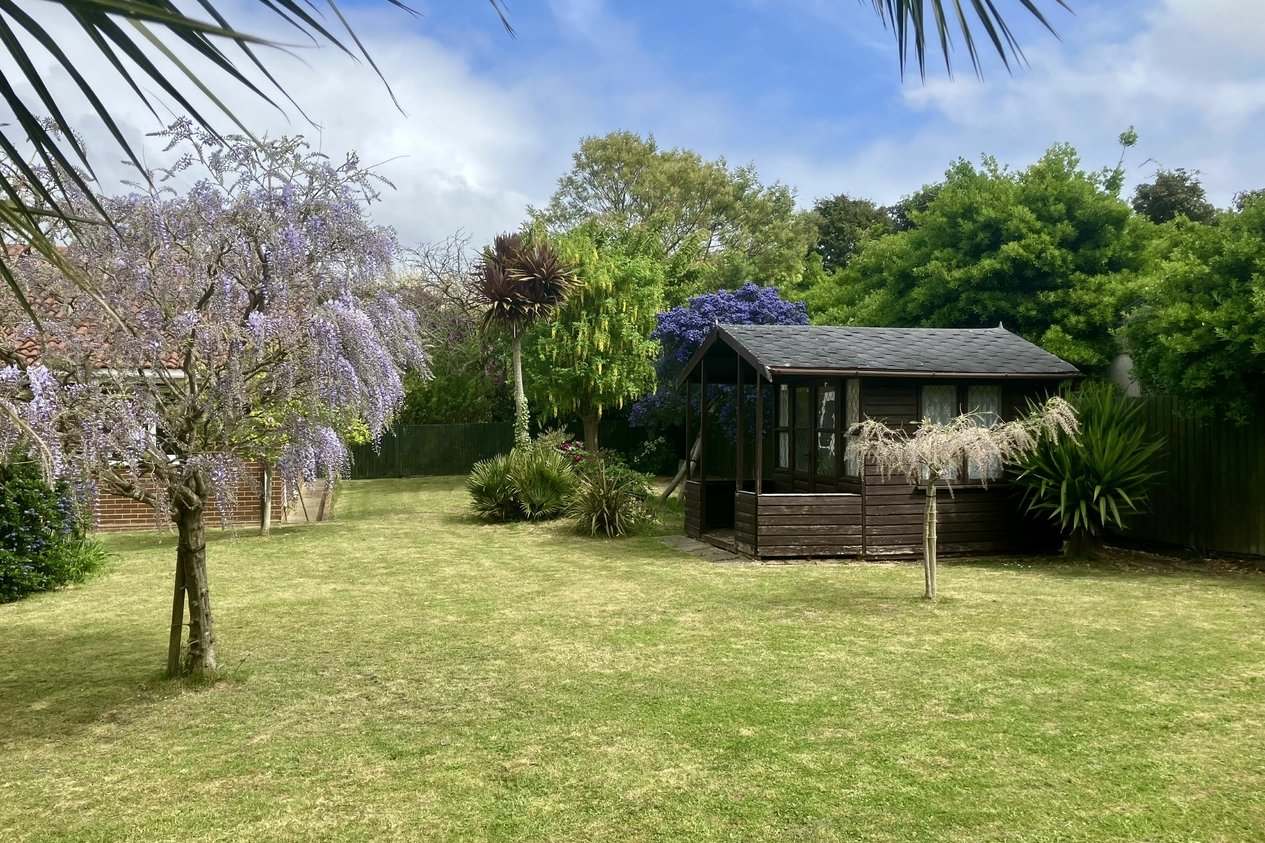 Properties For Sale in Old Green Road 