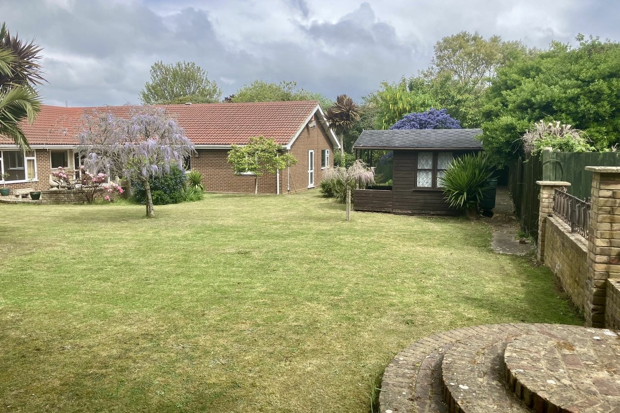 Properties For Sale in Old Green Road 