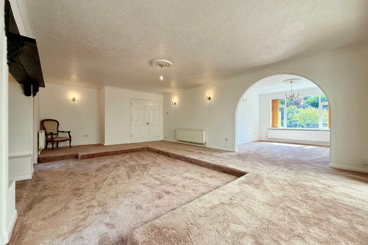 Properties For Sale in Old Green Road 