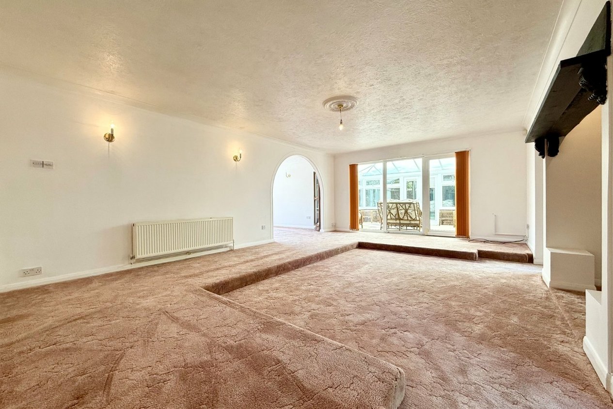 Properties For Sale in Old Green Road 
