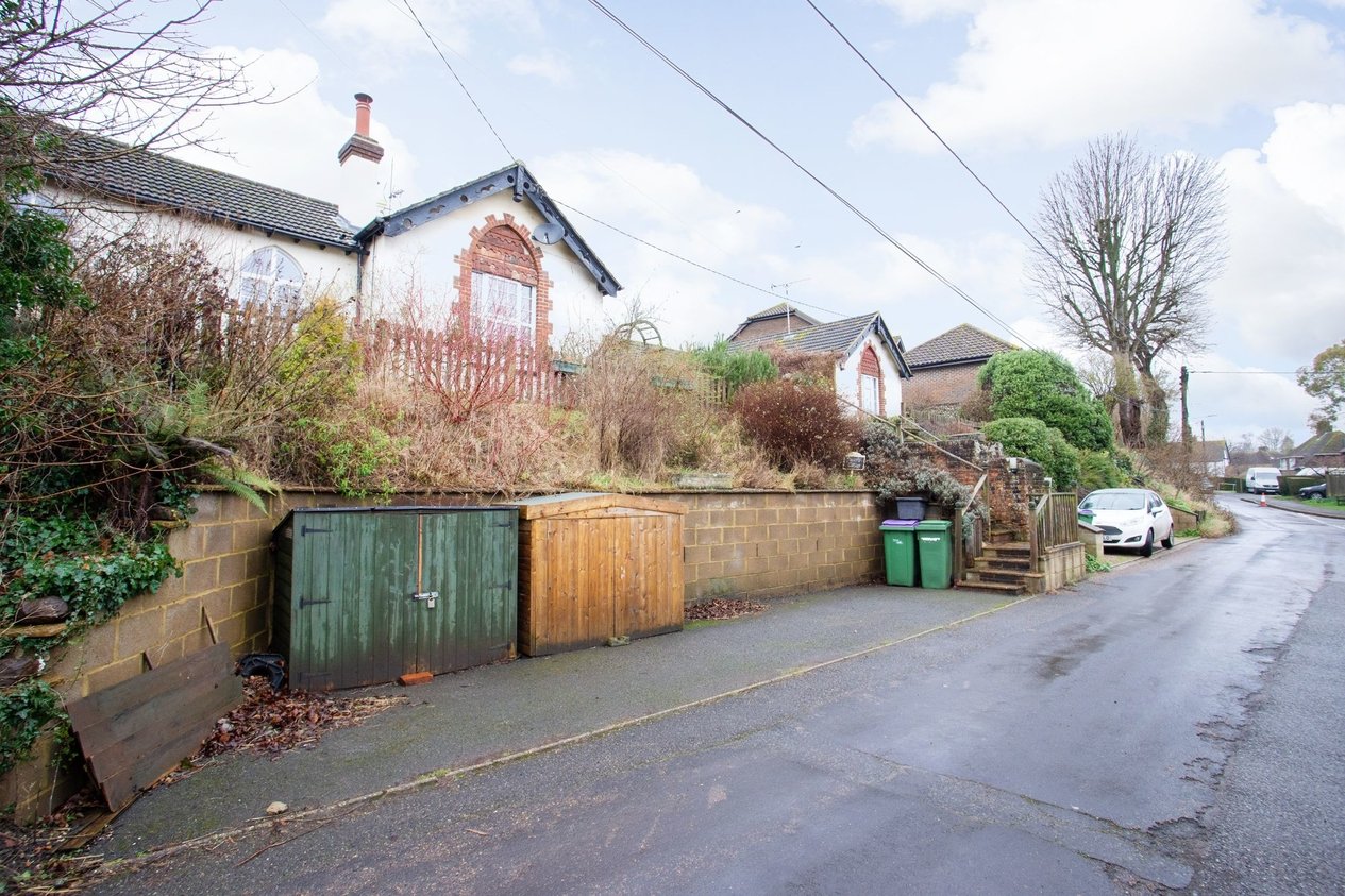 Properties Sold Subject To Contract in Old Road  Elham