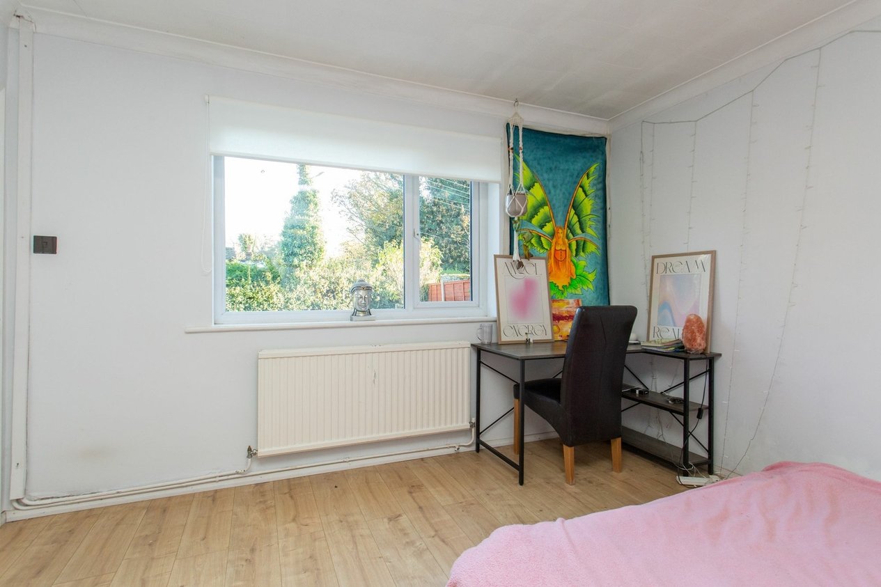 Properties For Sale in Old Roman Road  Martin Mill