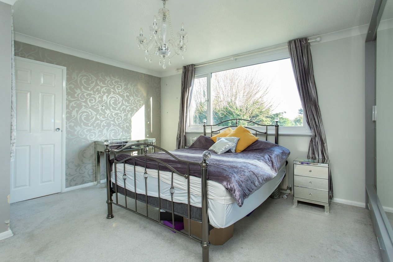 Properties For Sale in Old Roman Road  Martin Mill