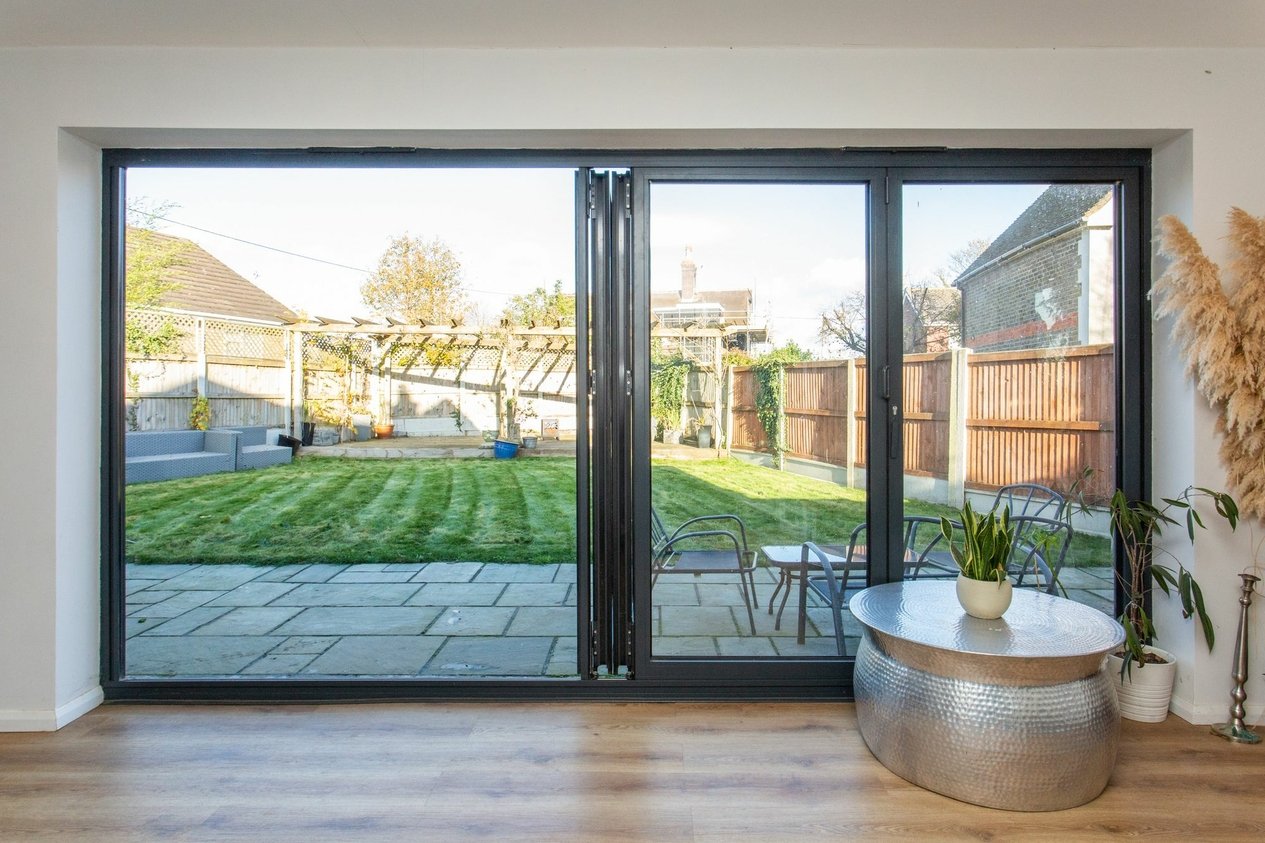 Properties For Sale in Old Roman Road  Martin Mill