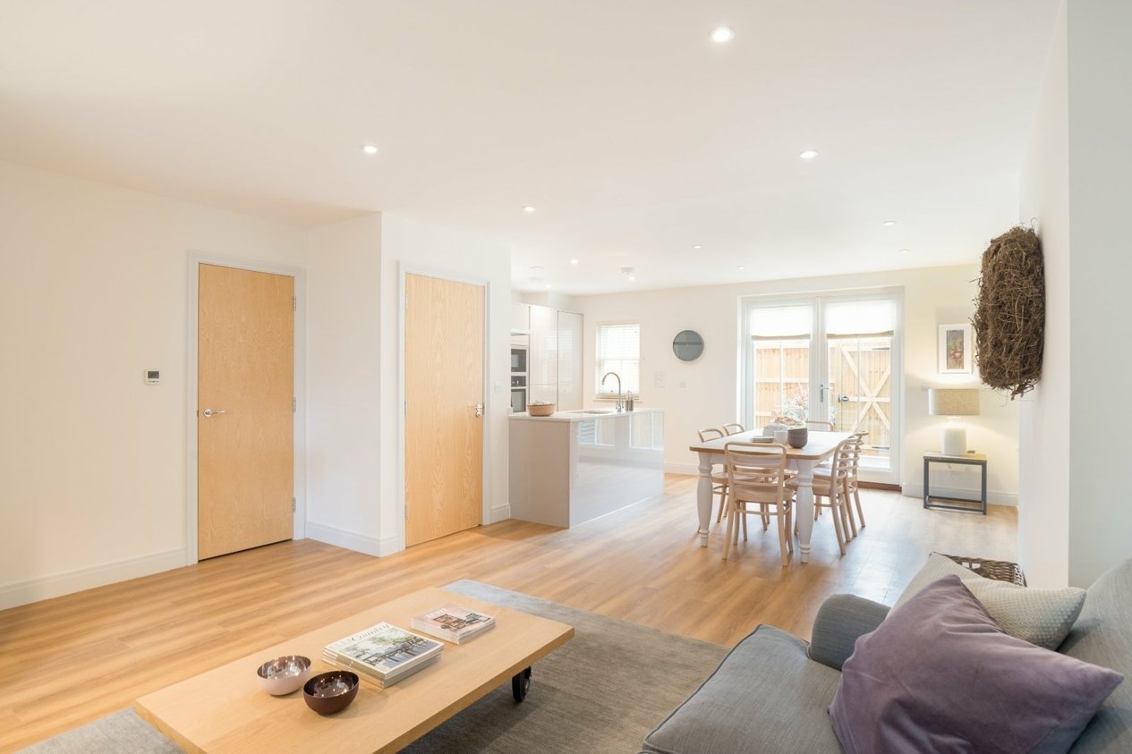 Properties For Sale in Old Ruttington Lane Canterbury