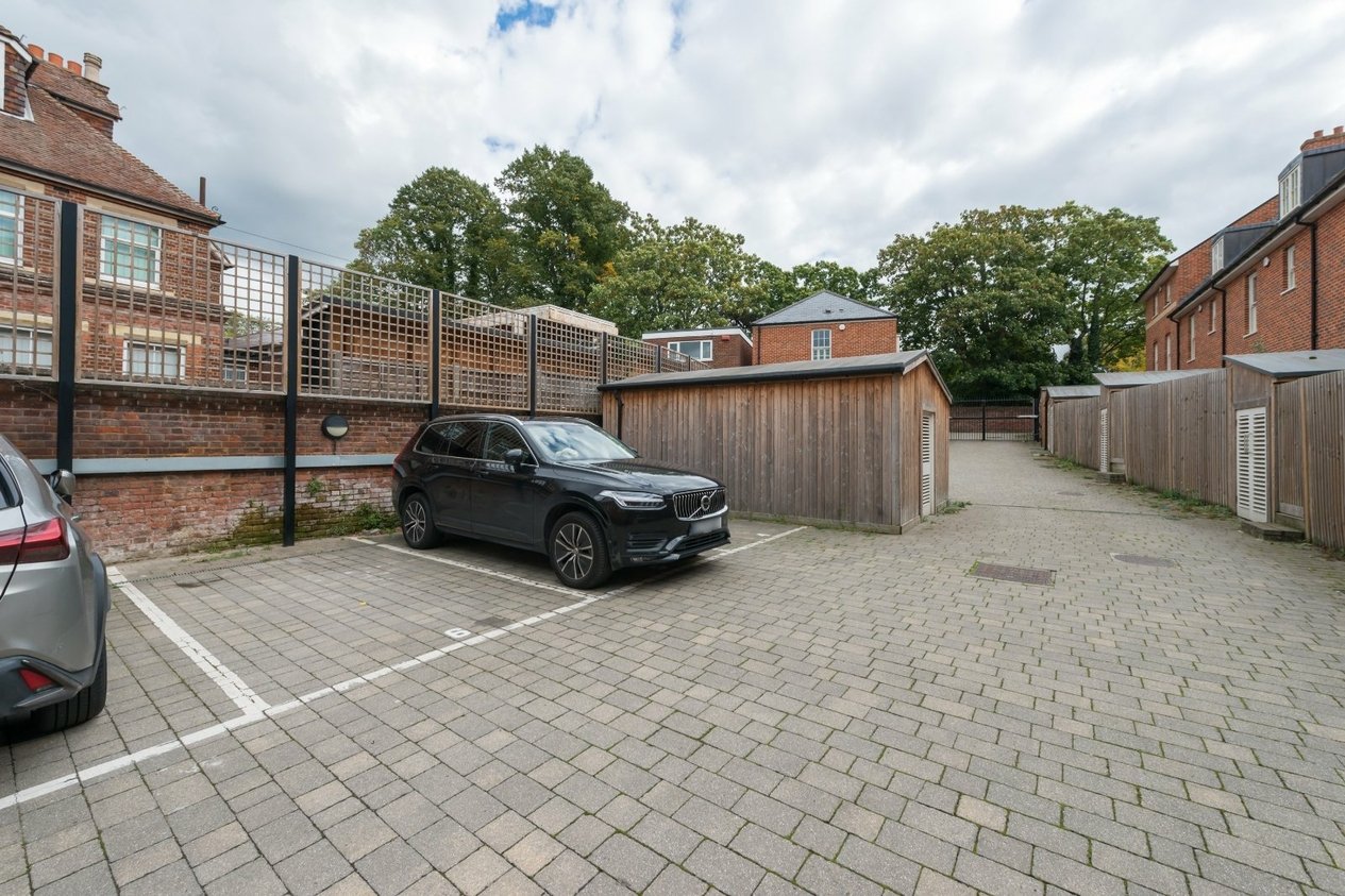 Properties For Sale in Old Ruttington Lane Canterbury