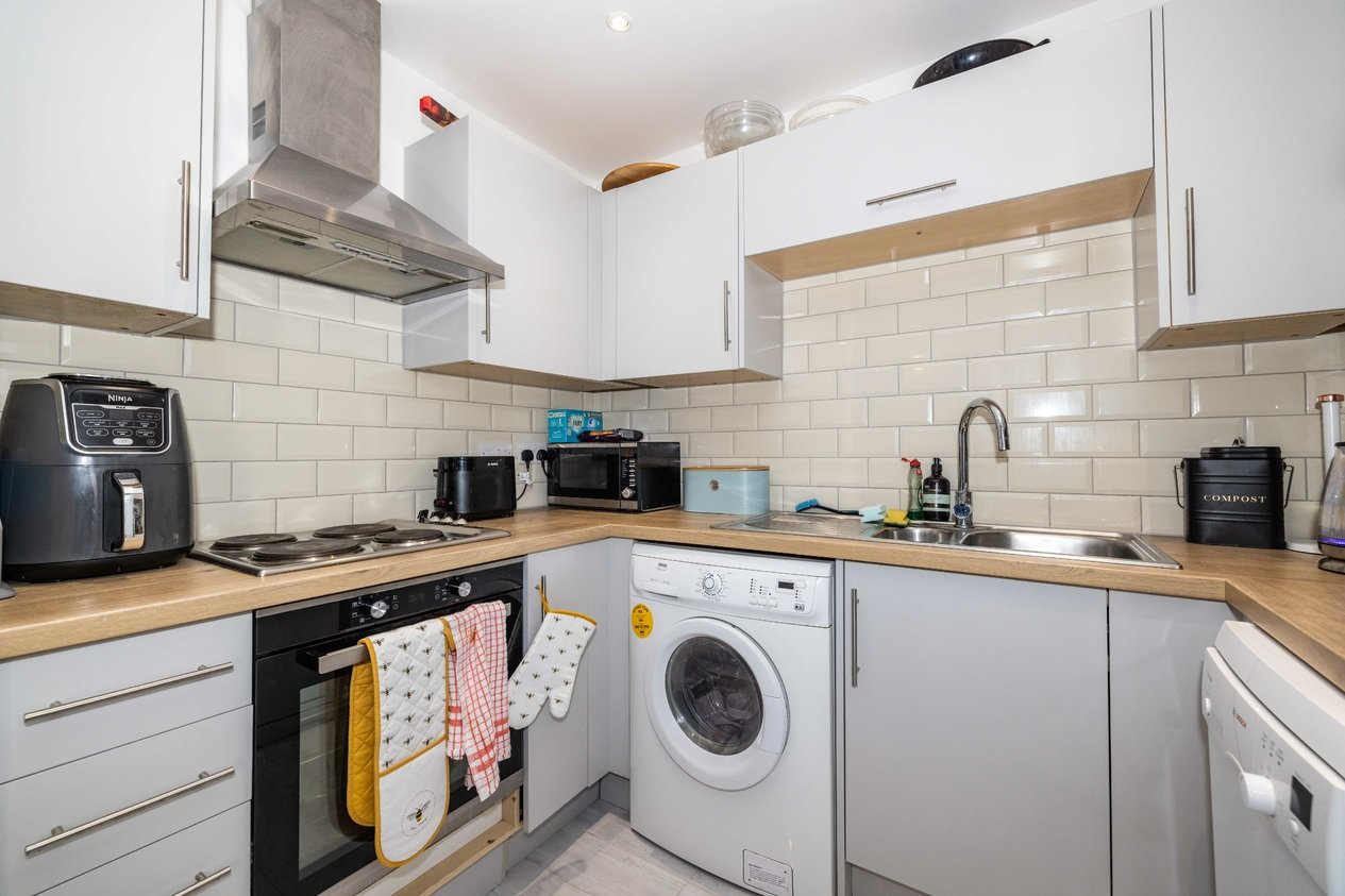 Properties For Sale in Old Watling Street Canterbury
