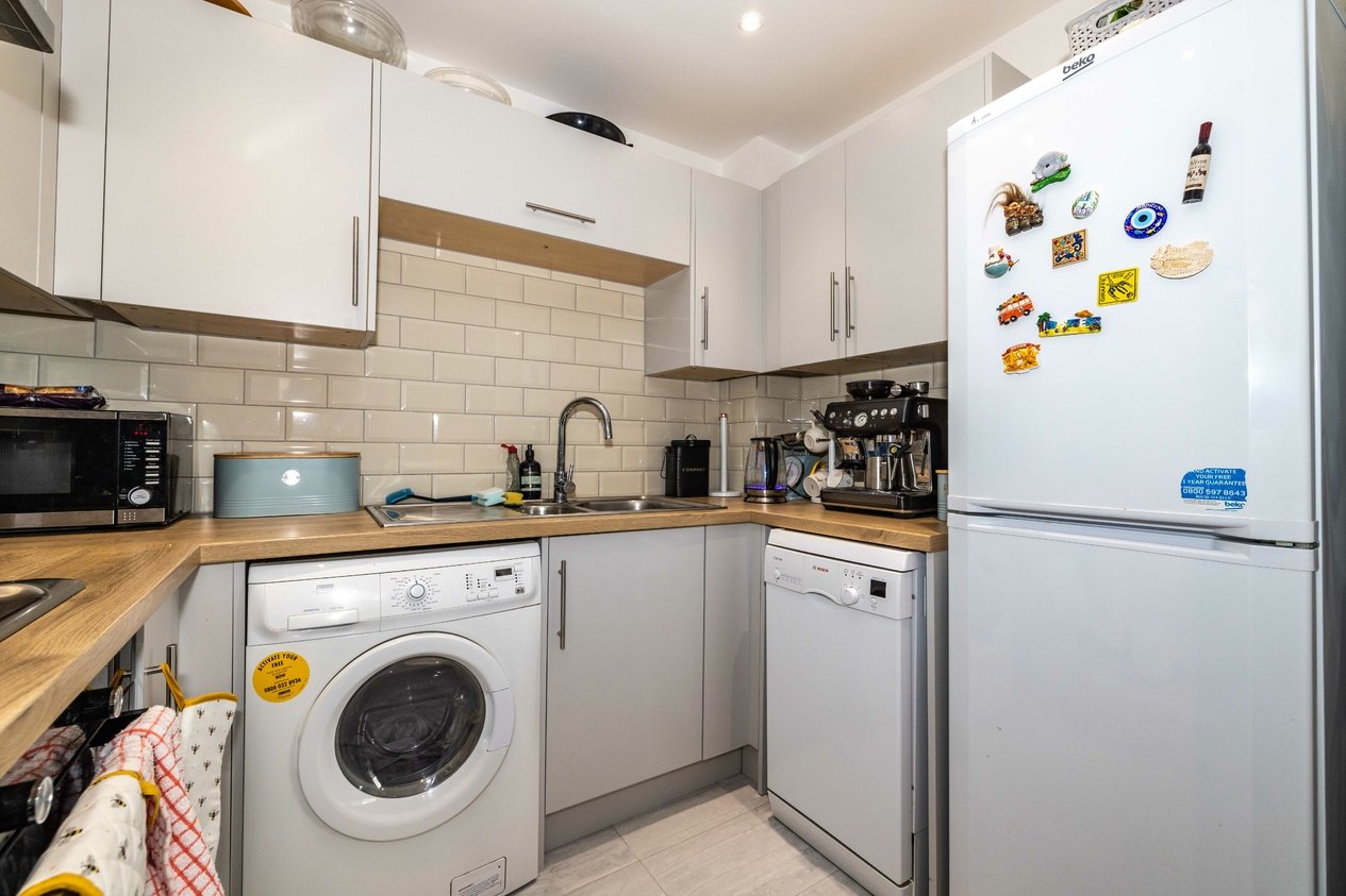 Properties For Sale in Old Watling Street Canterbury