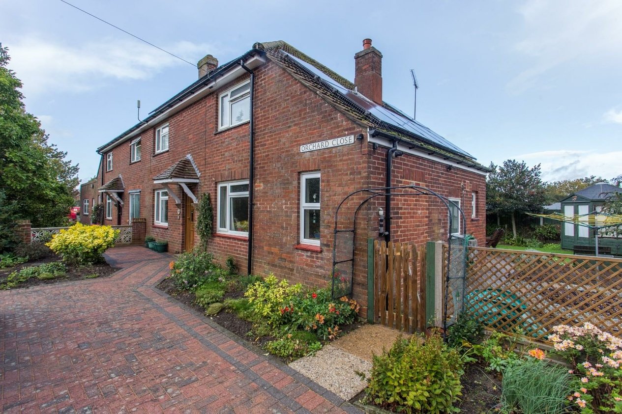 Properties Sold in Orchard Close Canterbury