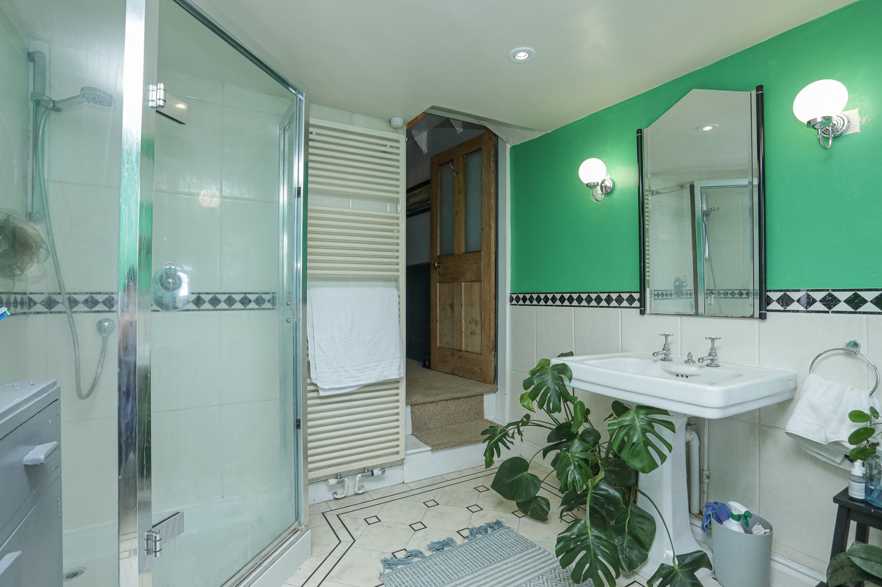 Properties For Sale in Orchard Street Canterbury