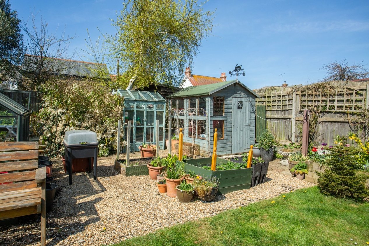 Properties For Sale in Osborne Gardens Herne Bay