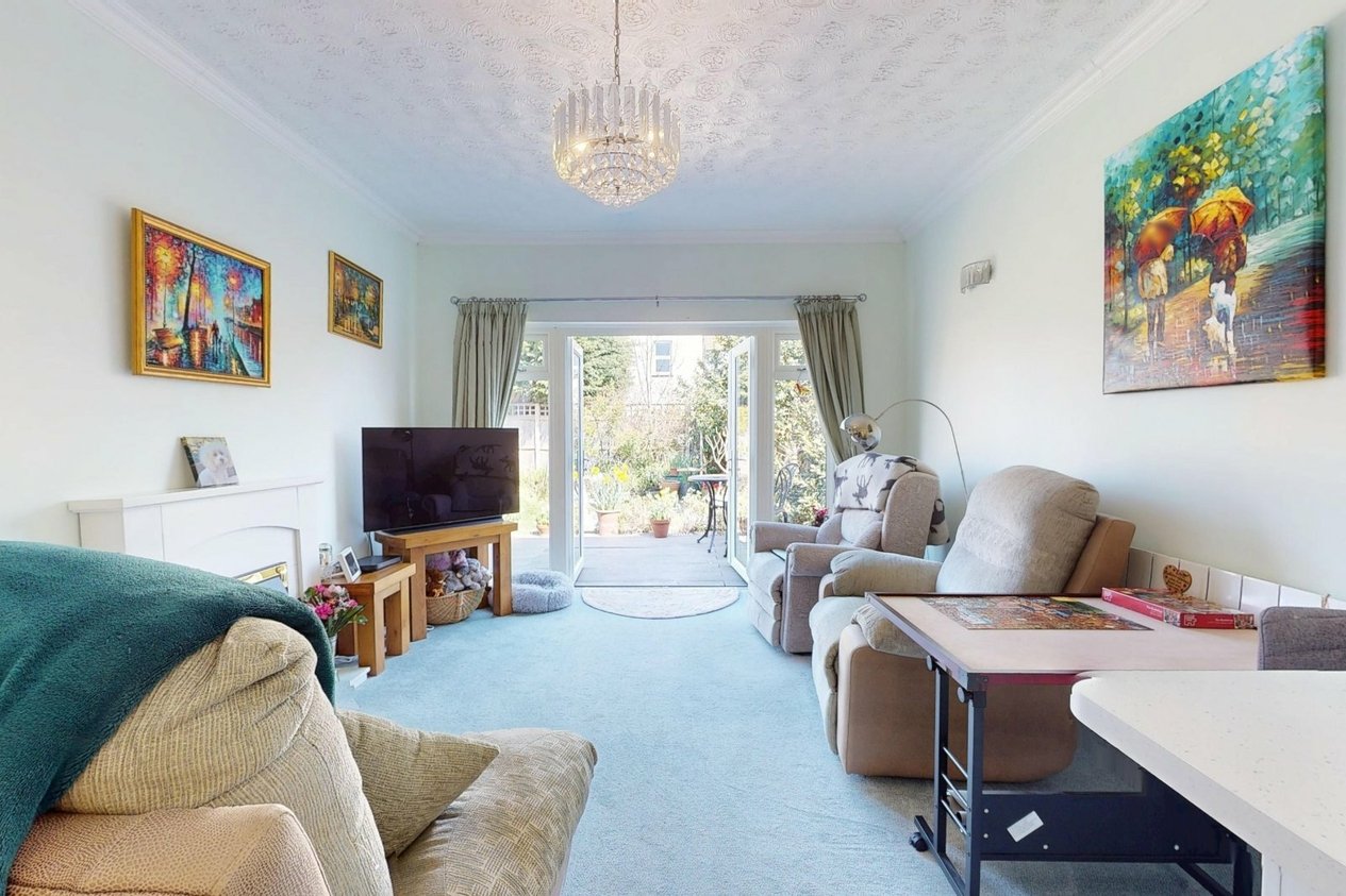 Properties For Sale in Osborne Gardens Herne Bay