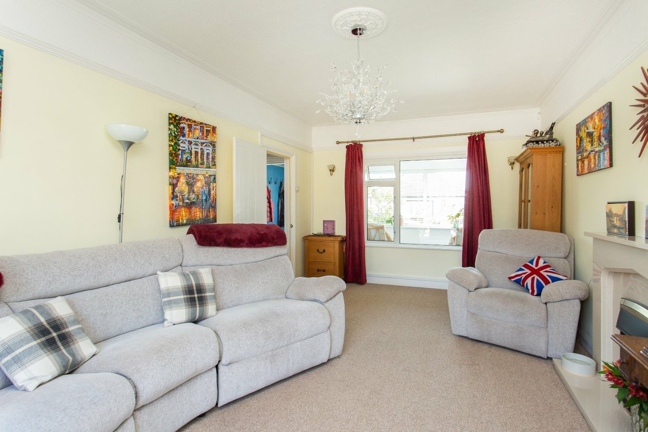 Properties For Sale in Osborne Gardens Herne Bay