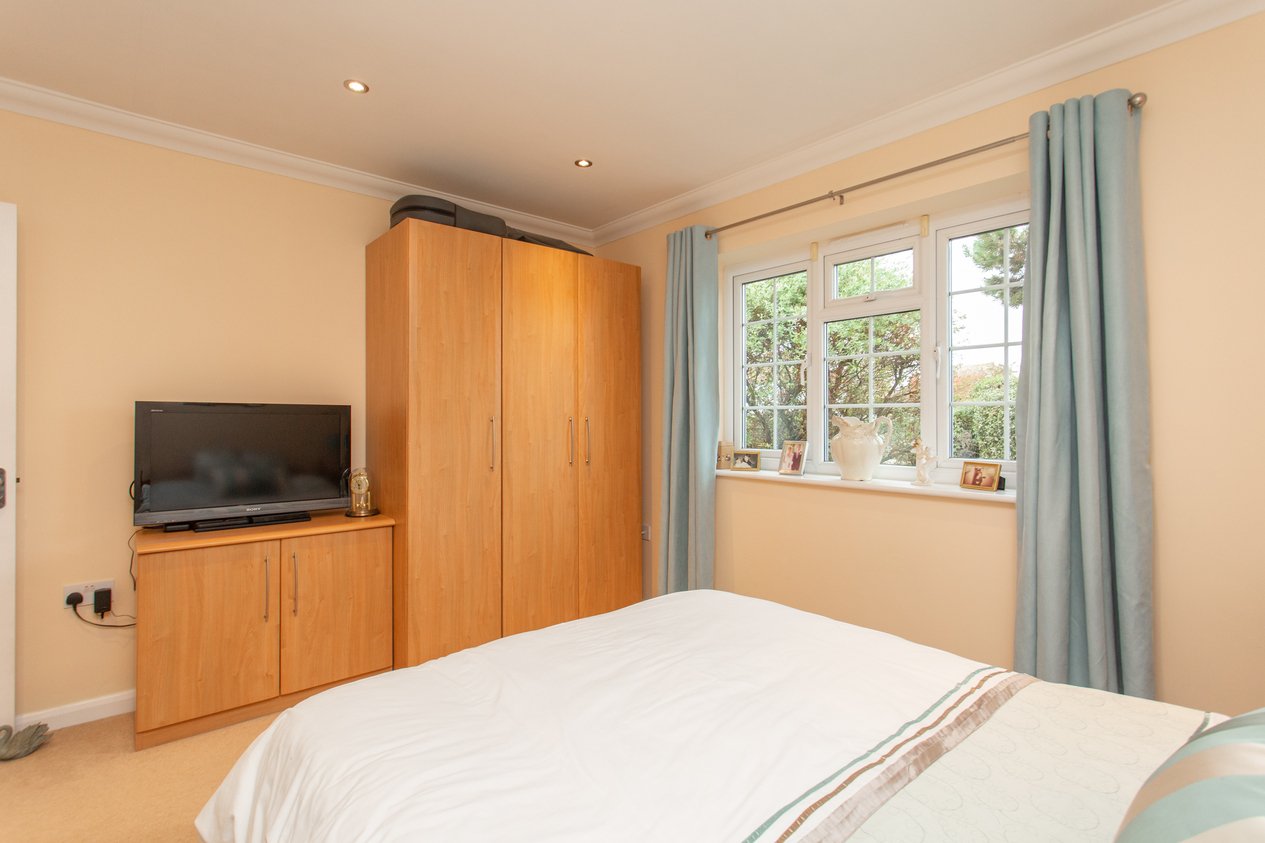 Properties Under Offer in Osborne Gardens Herne Bay