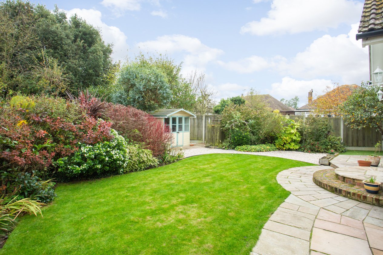 Properties Under Offer in Osborne Gardens Herne Bay