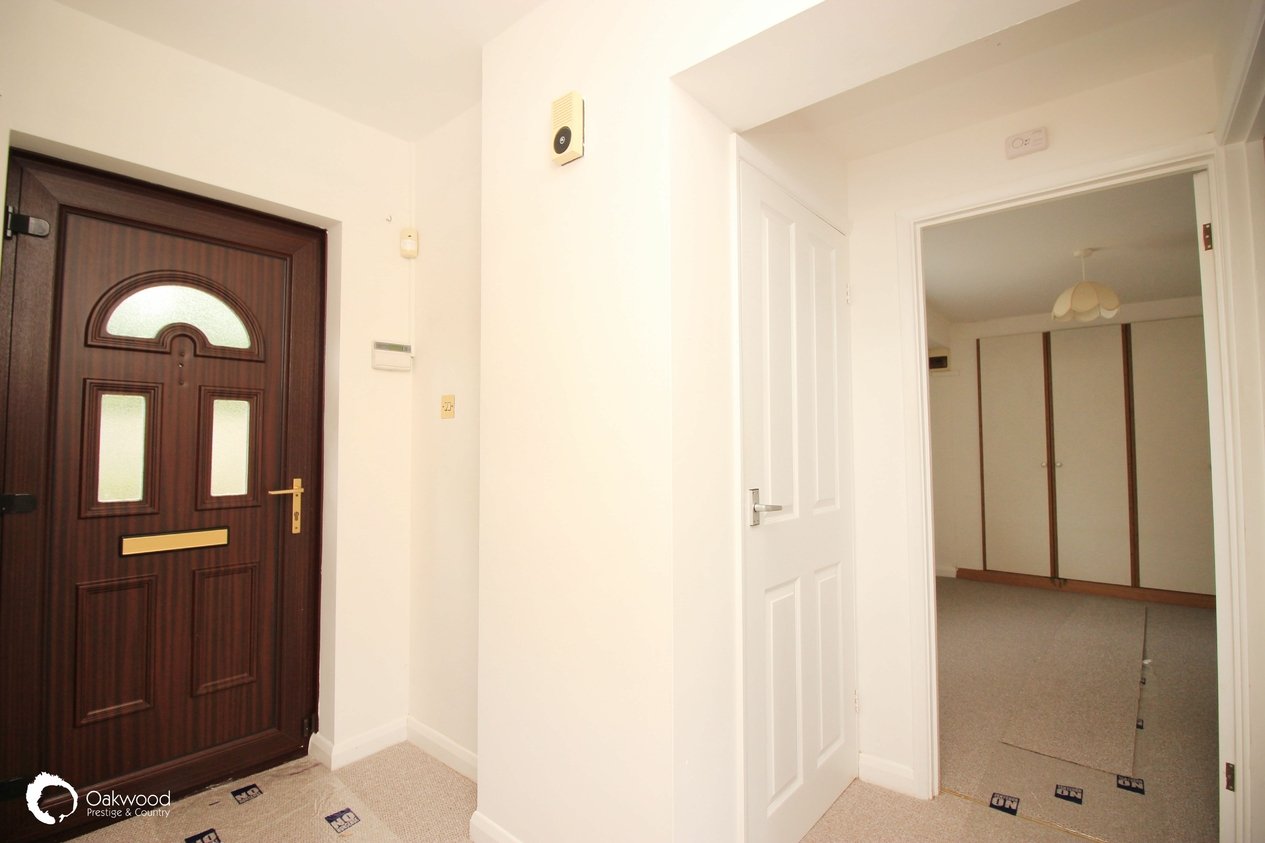 Properties Under Offer in Ostlers Lane Sarre
