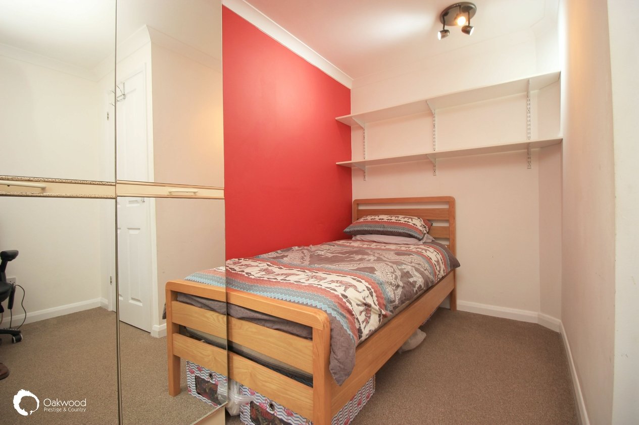 Properties Under Offer in Ostlers Lane Sarre