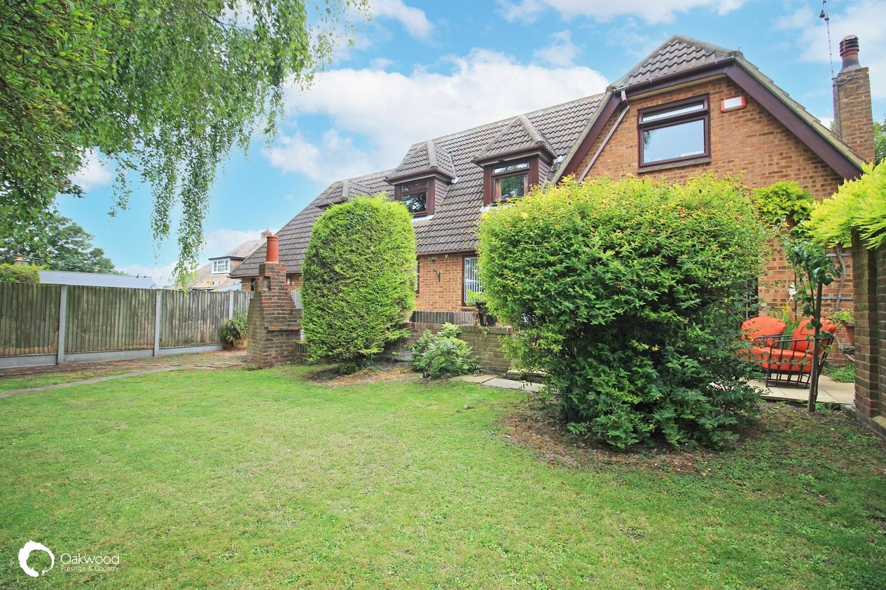 Properties Under Offer in Ostlers Lane Sarre