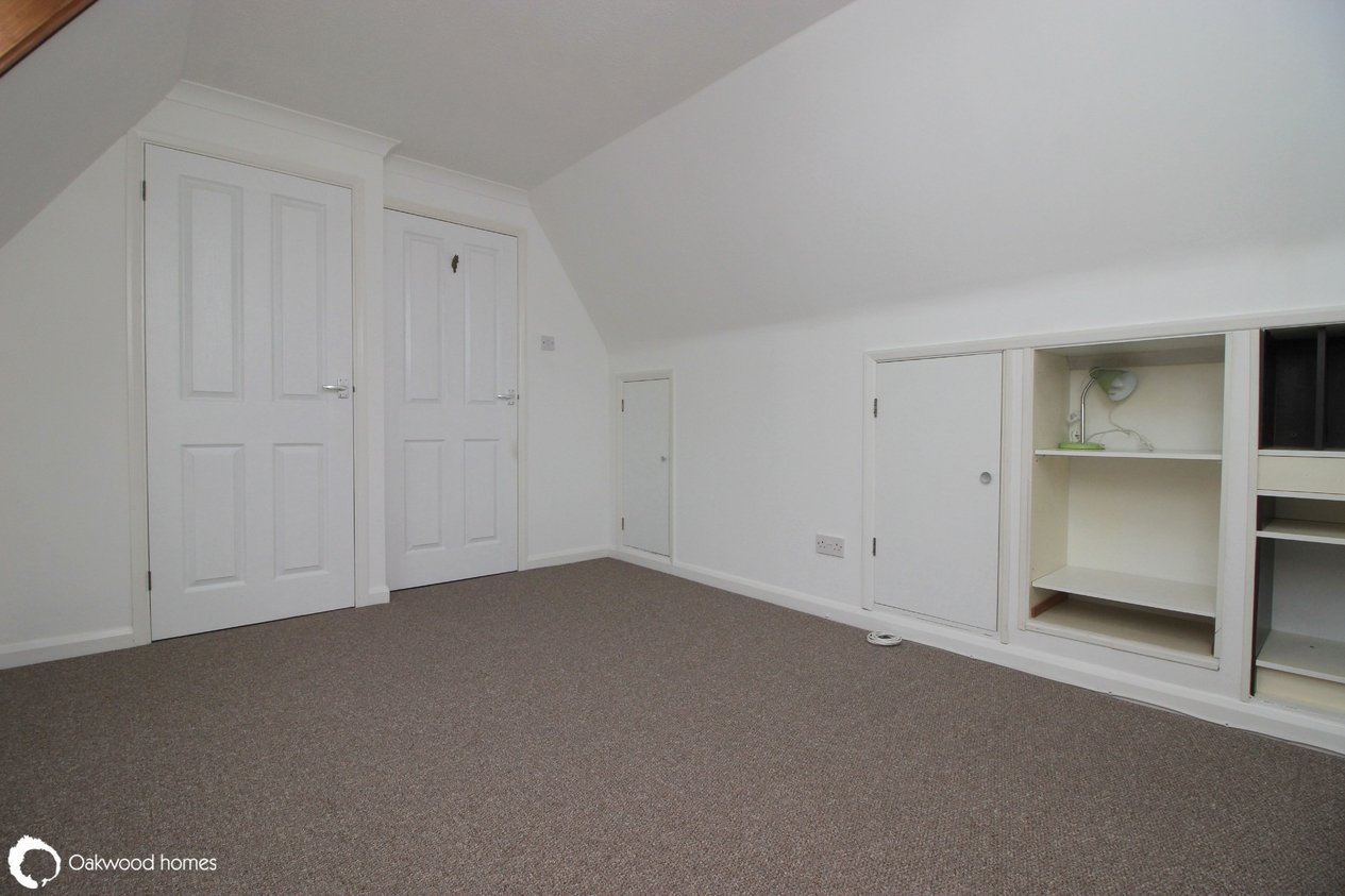 Properties Under Offer in Ostlers Lane Sarre