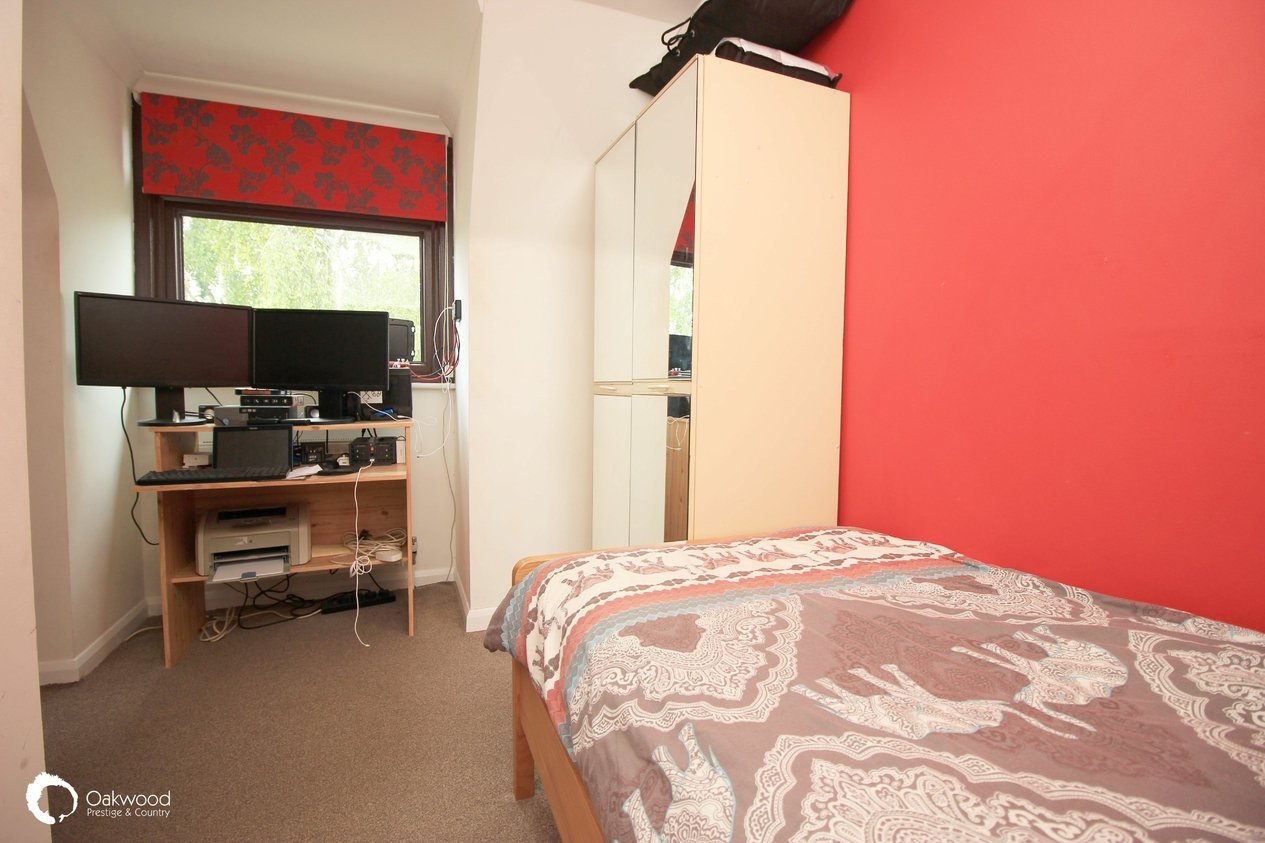 Properties Under Offer in Ostlers Lane Sarre