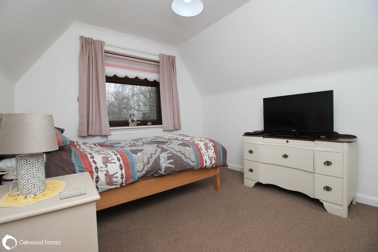 Properties Under Offer in Ostlers Lane Sarre
