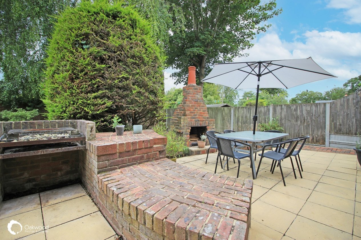 Properties Under Offer in Ostlers Lane Sarre