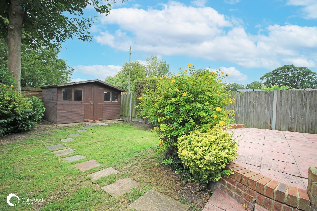 Properties Under Offer in Ostlers Lane Sarre