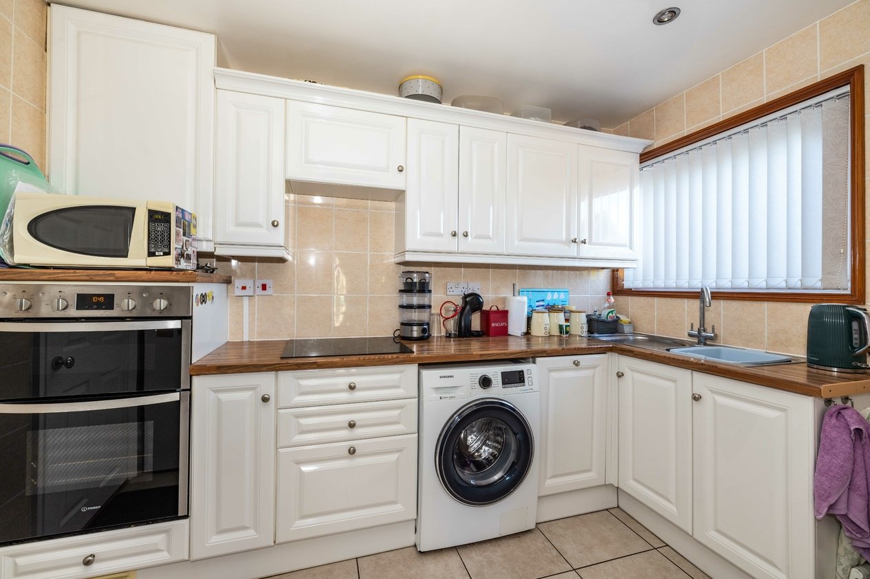 Properties Under Offer in Oxenden Crescent Wingham