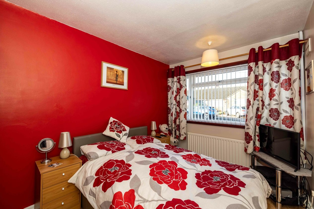 Properties Under Offer in Oxenden Crescent Wingham