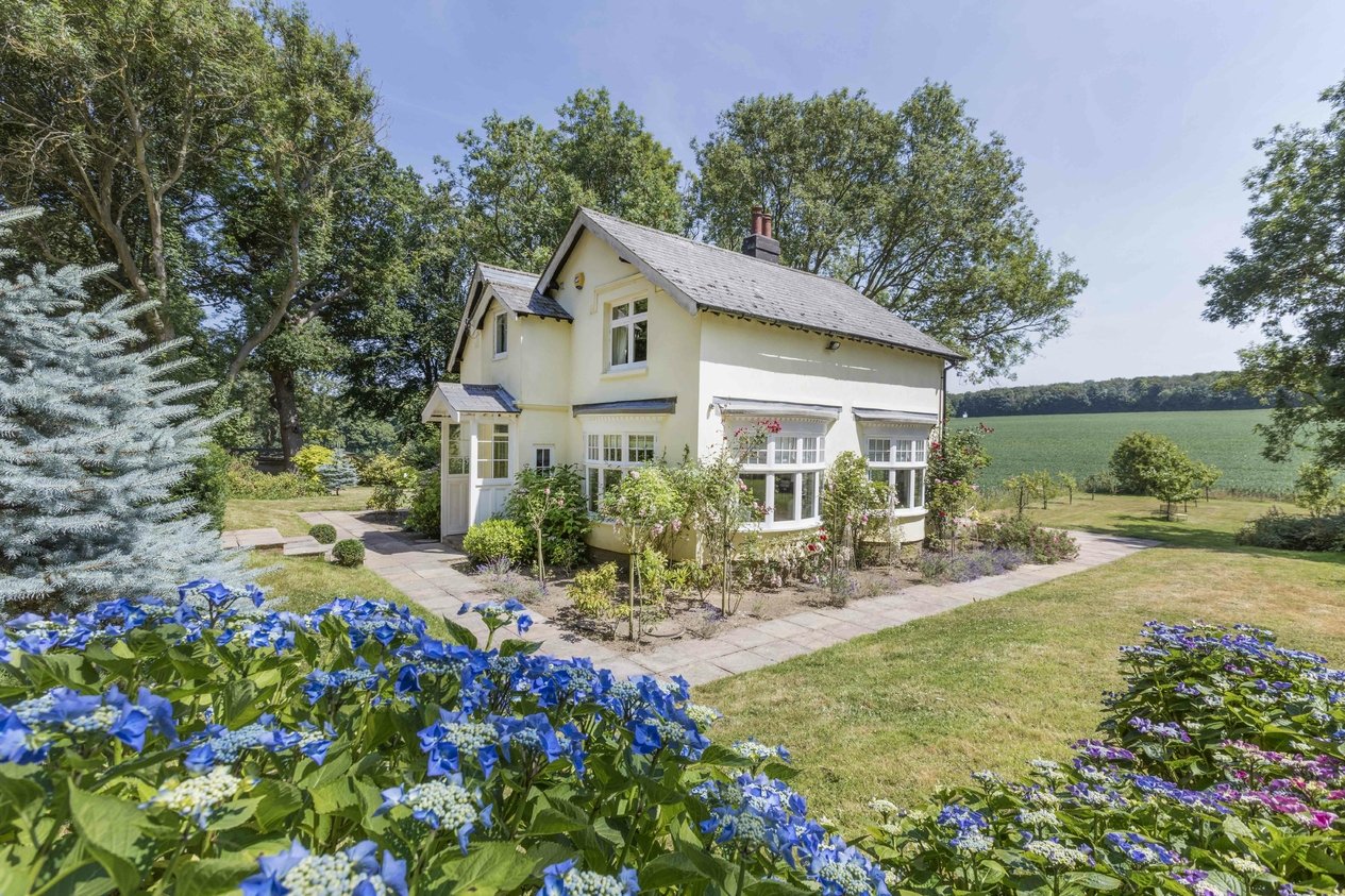 Properties For Sale in Oxney Dover