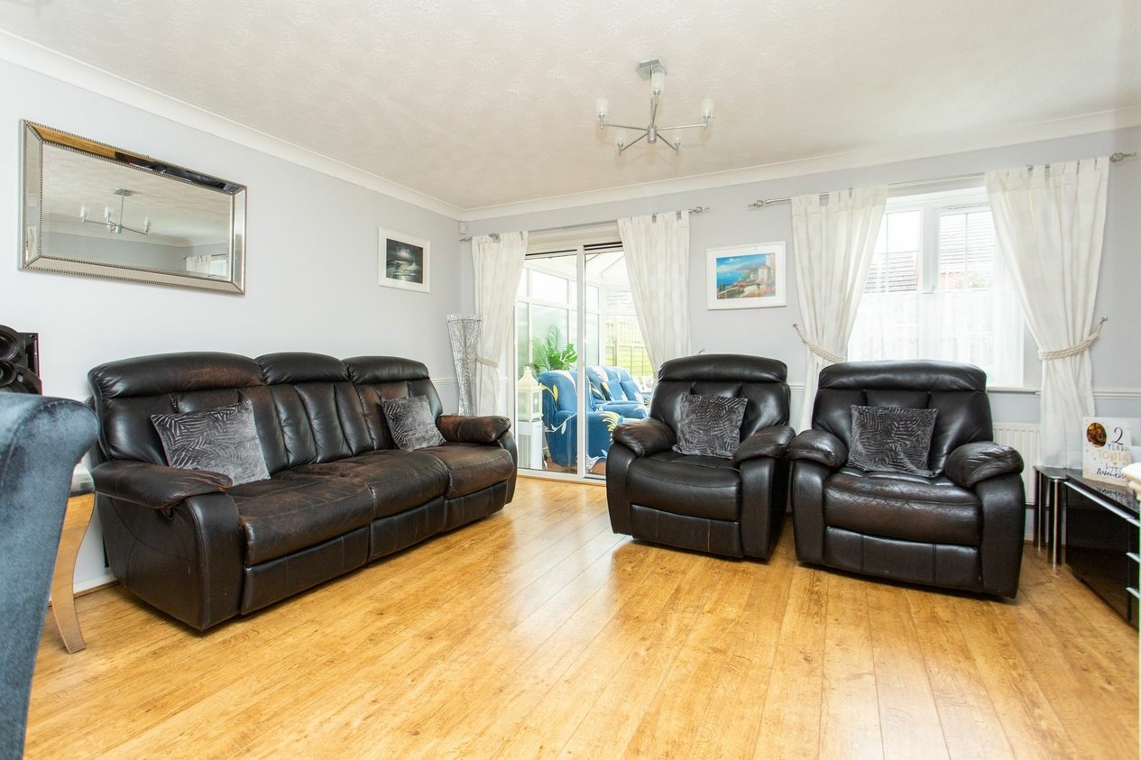 Properties For Sale in Oyster Close  Herne Bay