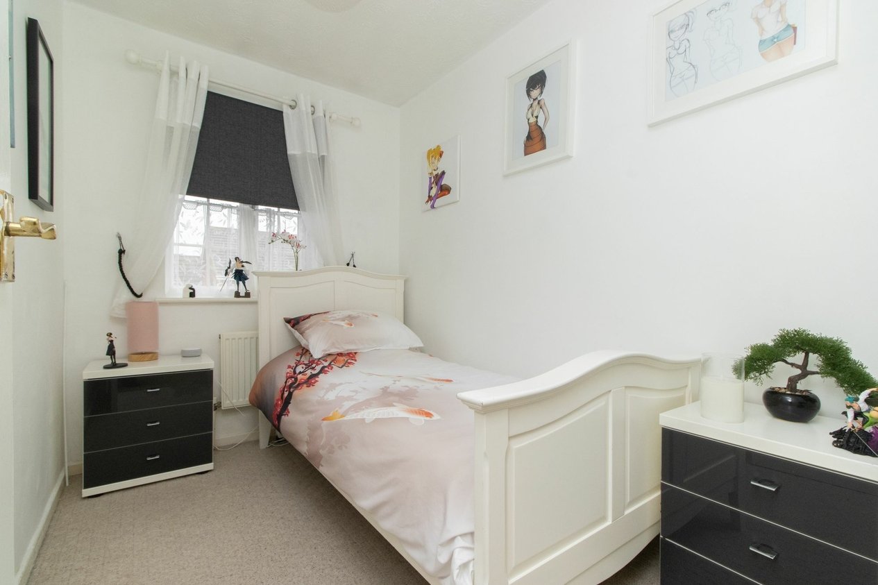 Properties For Sale in Oyster Close  Herne Bay