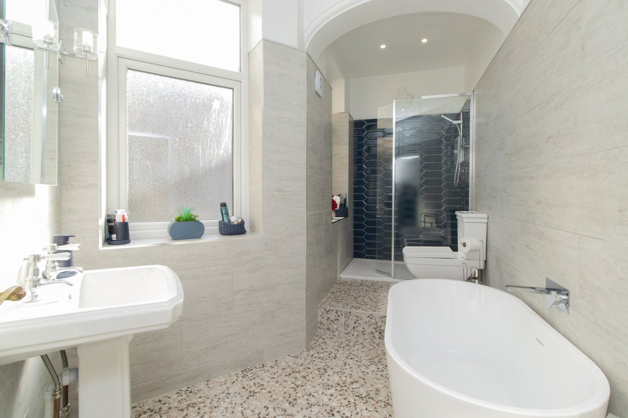 Properties For Sale in Palm Bay Avenue Margate