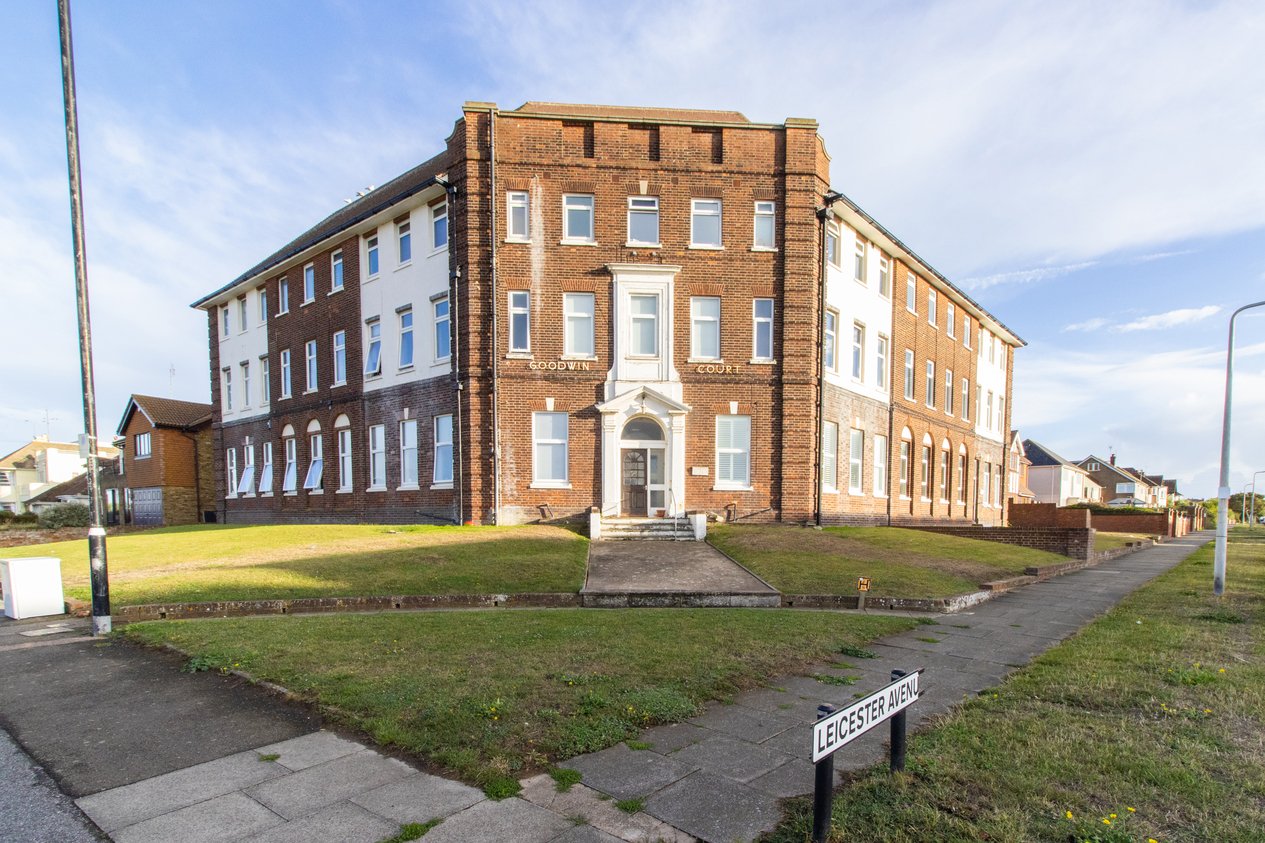 Properties For Sale in Palm Bay Avenue Margate