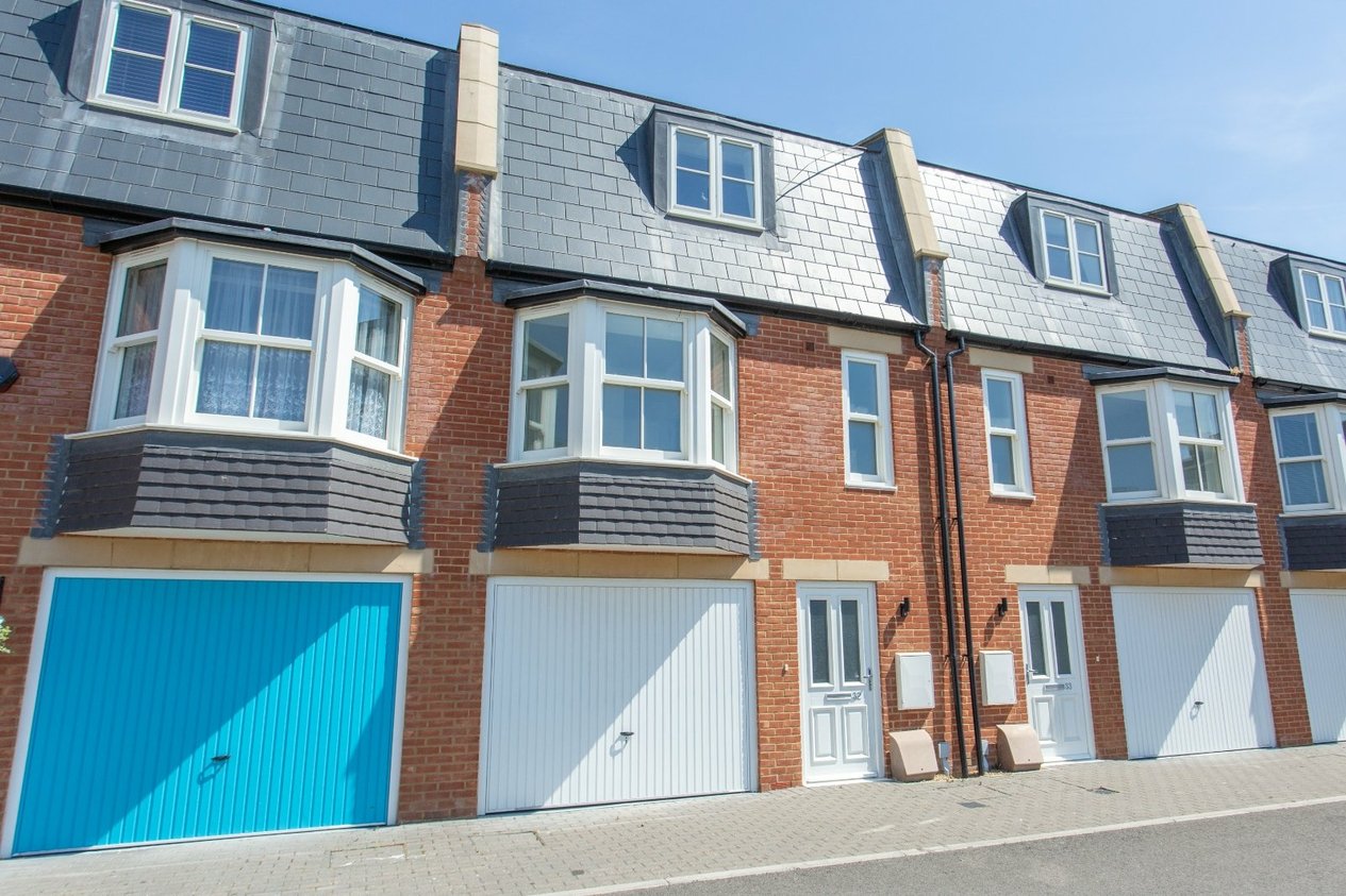 Properties For Sale in Palmer Court, Richmond Street Herne Bay