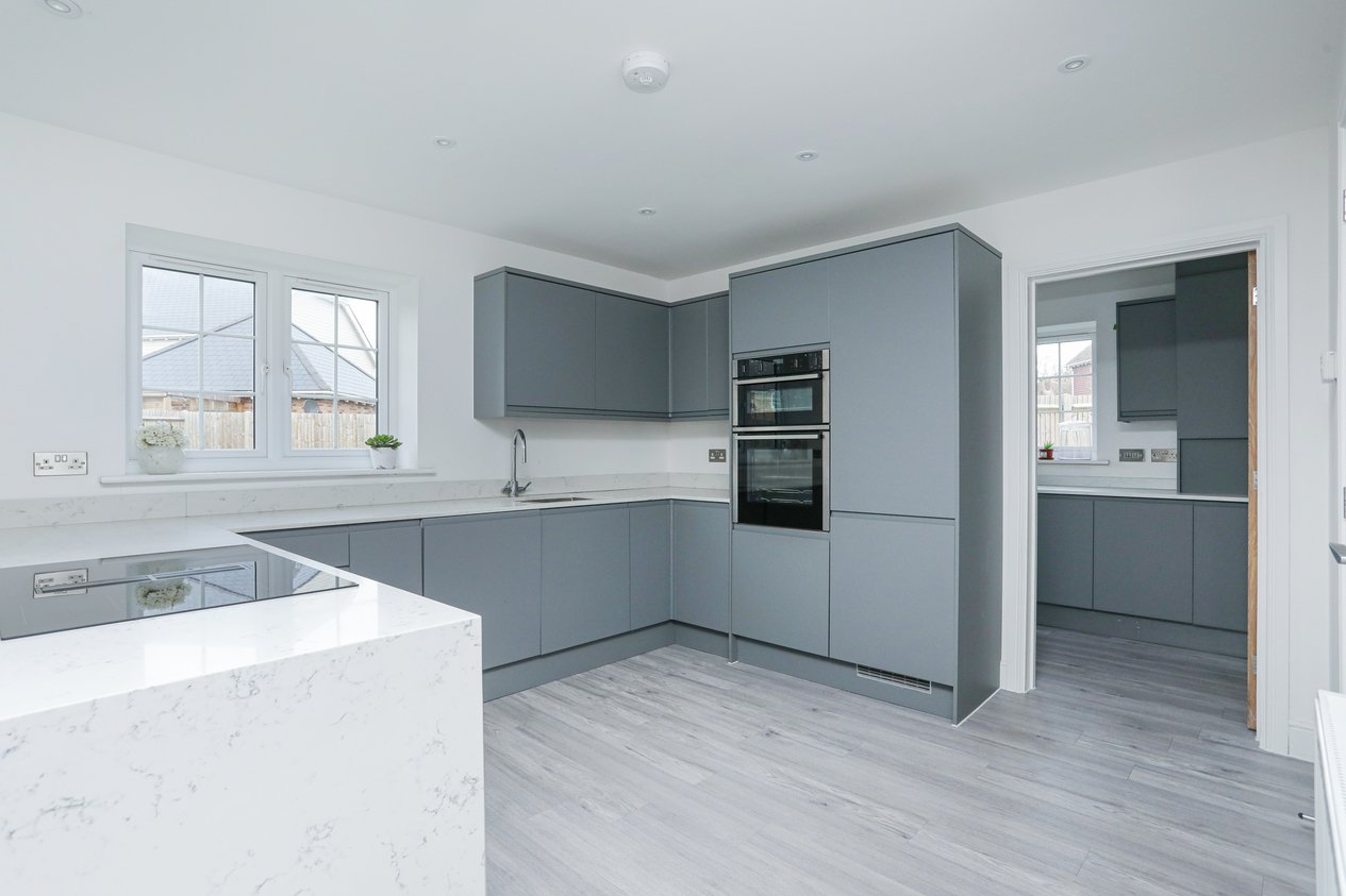 Properties Under Offer in Parish Close Birchington