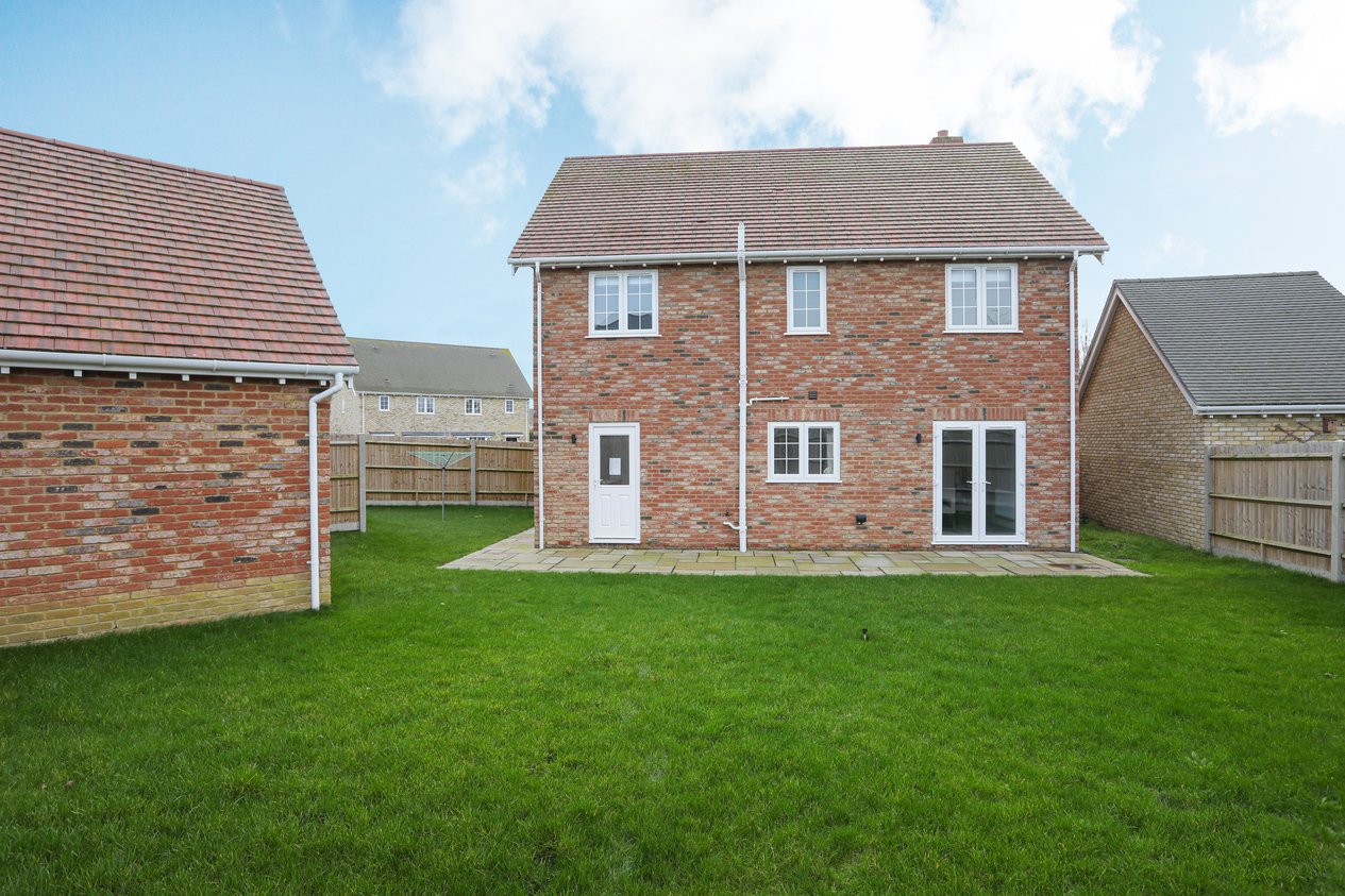 Properties Under Offer in Parish Close Birchington
