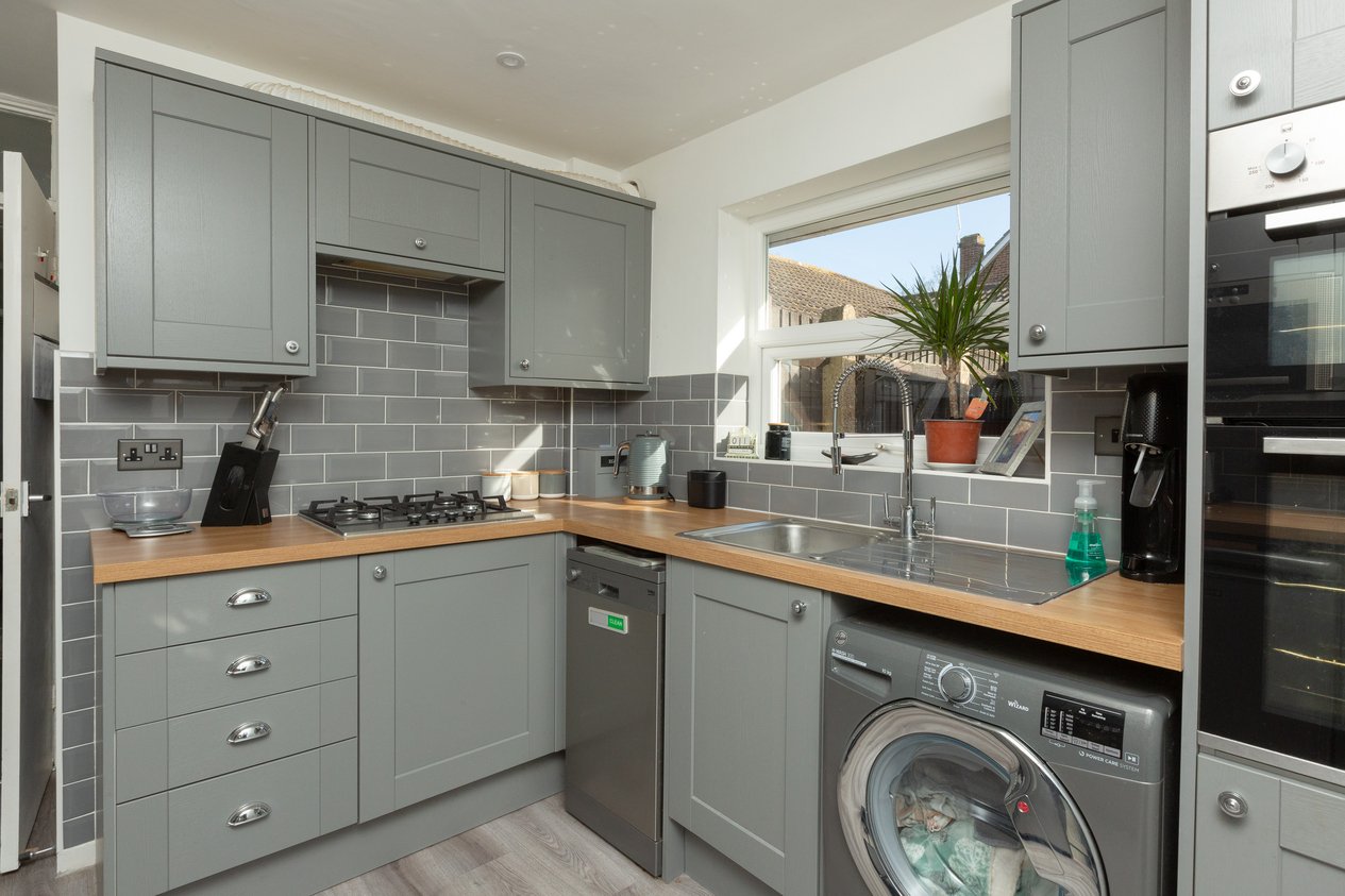 Properties Under Offer in Park Road Birchington