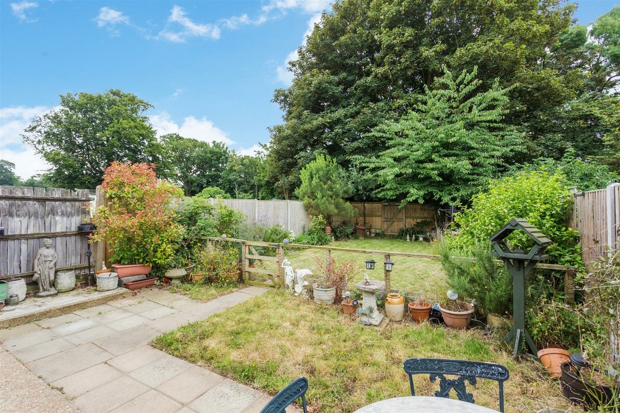 Properties Under Offer in Park Road Birchington
