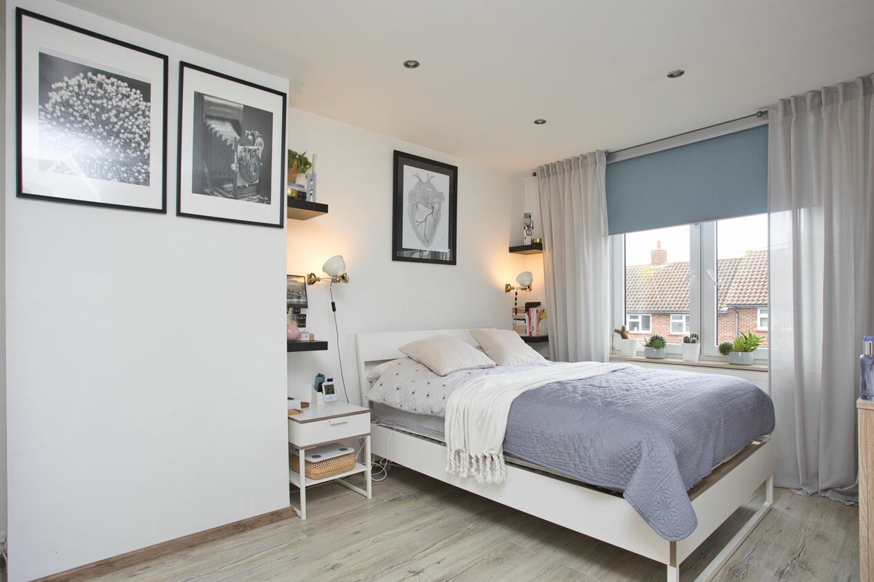 Properties For Sale in Park View  Folkestone
