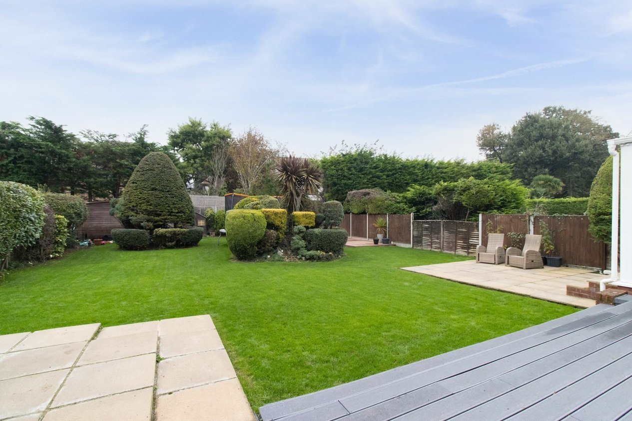 Properties For Sale in Park Wood Close  Broadstairs