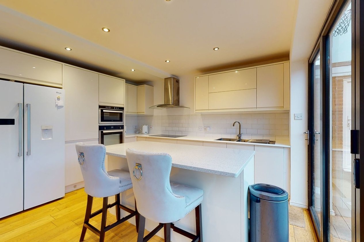 Properties Sold Subject To Contract in Park Wood Close  Broadstairs